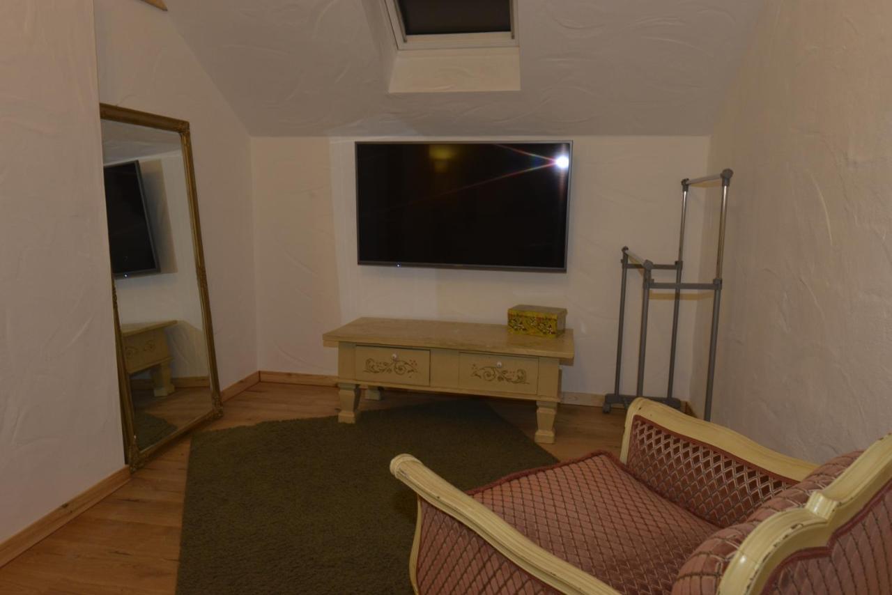 Eifel Kate, Relaxen Mit Sauna Und Whirlpool Dahlem  المظهر الخارجي الصورة